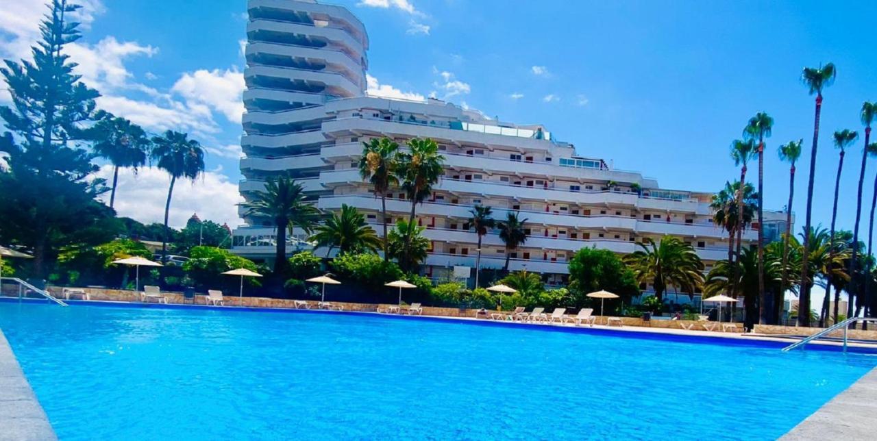 Enjoy The Sea And Pool In Playa De Las Americas Playa de las Americas (Tenerife) Exterior photo